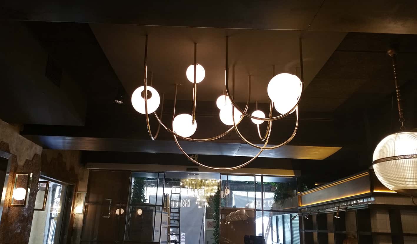 Lámpara a medida en Restaurante La Paisana de Casa Gracia de Barcelona