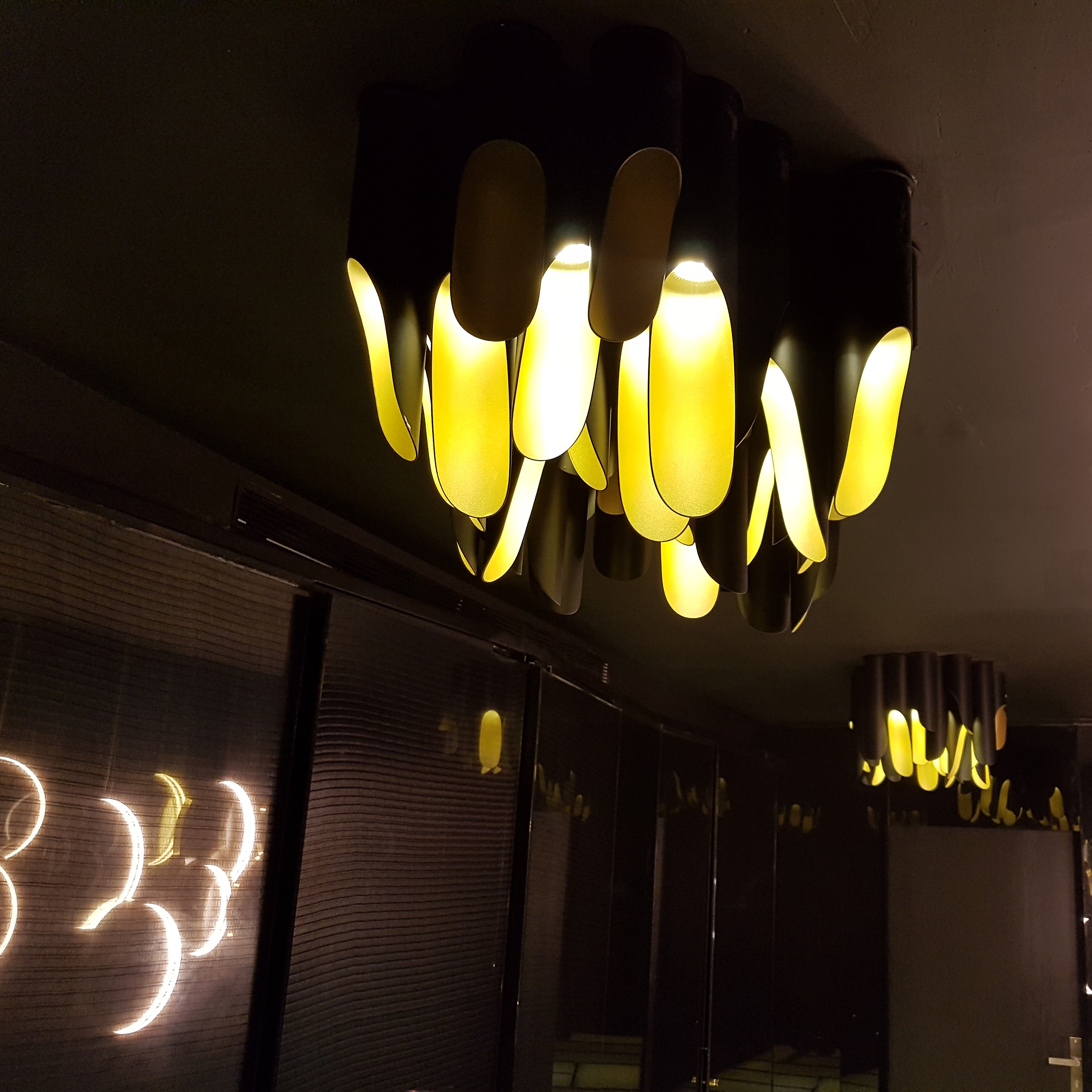 Lámpara de diseño a medida en Hï ibiza - Night Club