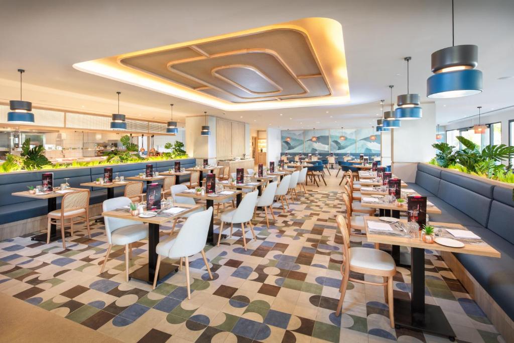 Iluminacion lamparas colgantes metalicas para restaurante del hotel